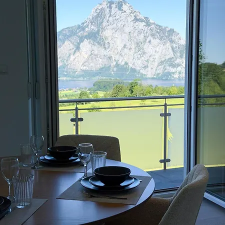 Apartment Am Traunsee Mit Panorama Seeblick 2