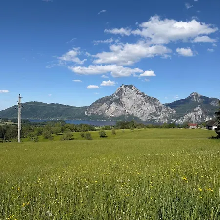 Am Traunsee Mit Panorama Seeblick 2 Traunkirchen