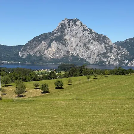 Am Traunsee Mit Panorama Seeblick 2